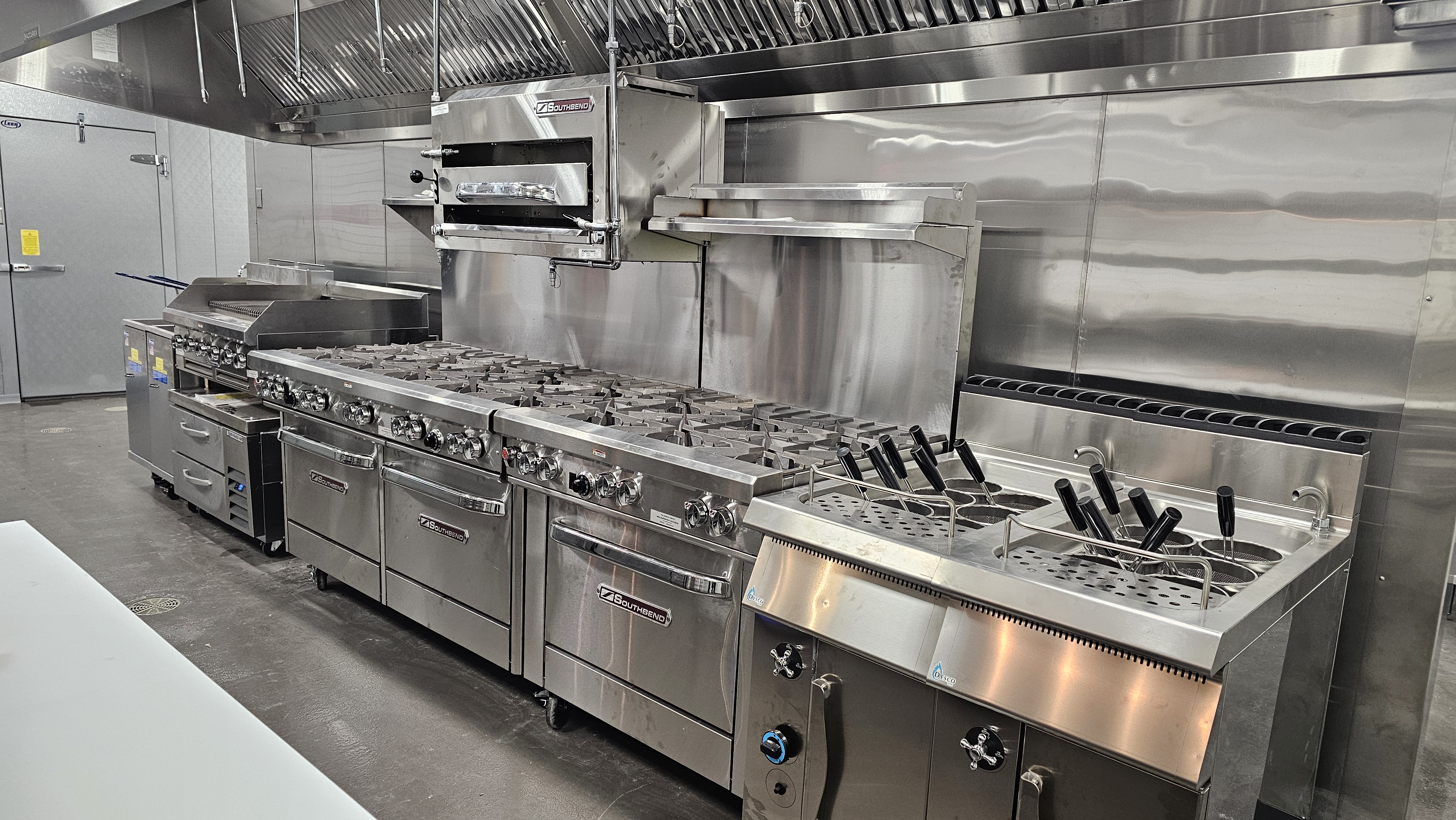 Truffle Pig Oshkosh pizza station and ventilation