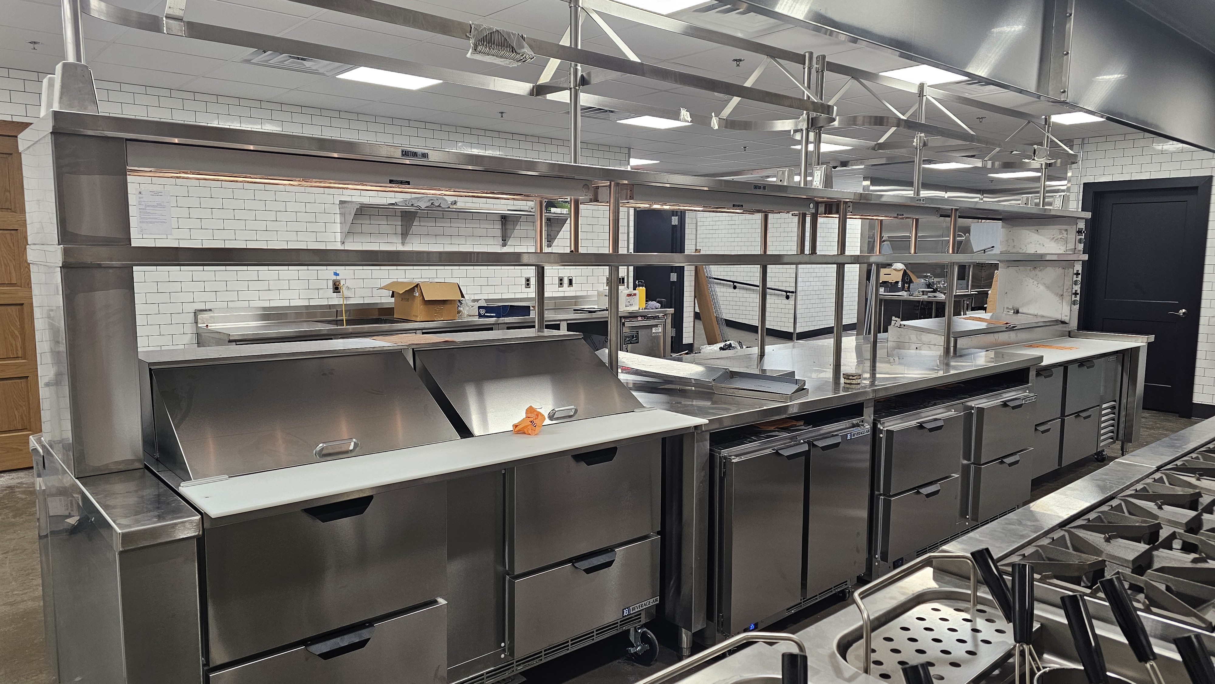 Truffle Pig Oshkosh equipment specification closeup